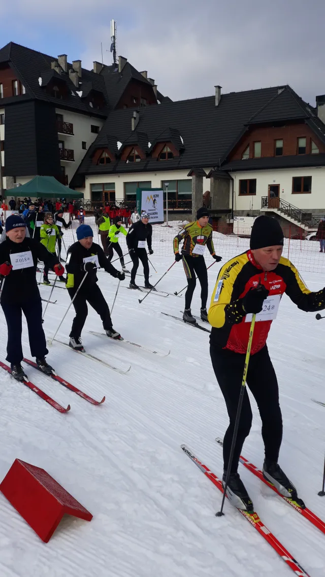 V BIESZCZADZKI BIEG NARCIARSKI – TROPEM ŻUBRA 9.02.2019 r. MUCZNE