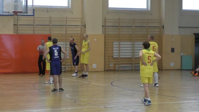 Zdjęcia z drugiego dnia I Mistrzostw SG w Koszykówce
