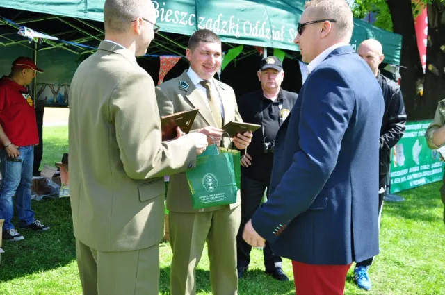 Zdjęcia z pikniku dla dzieci z okazji święta SG