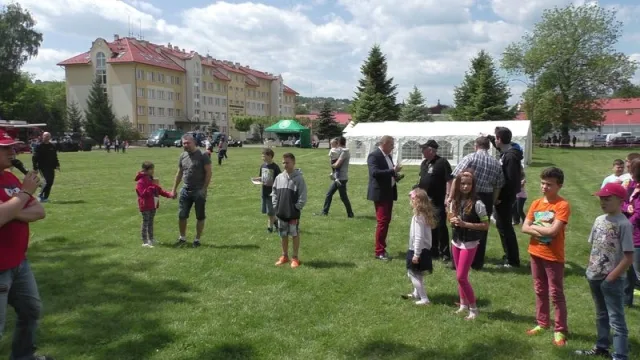 Zdjęcia z pikniku dla dzieci z okazji święta SG