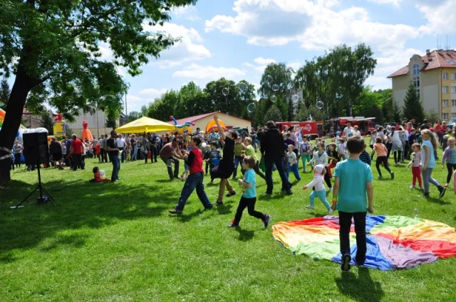 Zdjęcia z pikniku dla dzieci z okazji święta SG