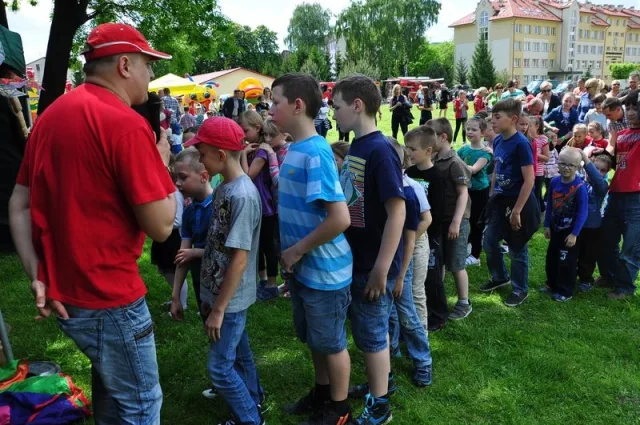 Zdjęcia z pikniku dla dzieci z okazji święta SG