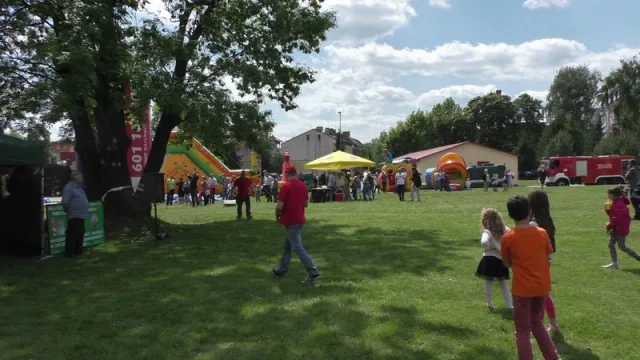Zdjęcia z pikniku dla dzieci z okazji święta SG