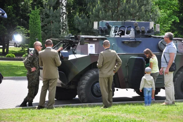 Zdjęcia z pikniku dla dzieci z okazji święta SG