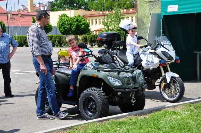 Zdjęcia z pikniku dla dzieci z okazji święta SG