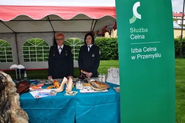 Zdjęcia z pikniku dla dzieci z okazji święta SG