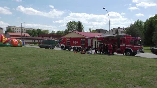 Zdjęcia z pikniku dla dzieci z okazji święta SG