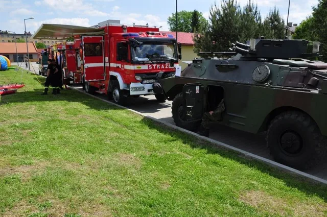 Zdjęcia z pikniku dla dzieci z okazji święta SG