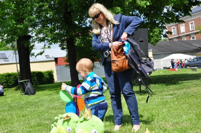 Zdjęcia z pikniku dla dzieci z okazji święta SG