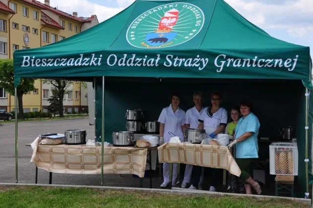 Zdjęcia z pikniku dla dzieci z okazji święta SG
