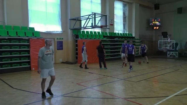 Zdjęcia z pierwszego dnia I Mistrzostw SG w Koszykówce
