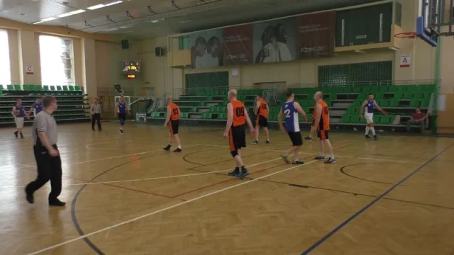 Zdjęcia z pierwszego dnia I Mistrzostw SG w Koszykówce
