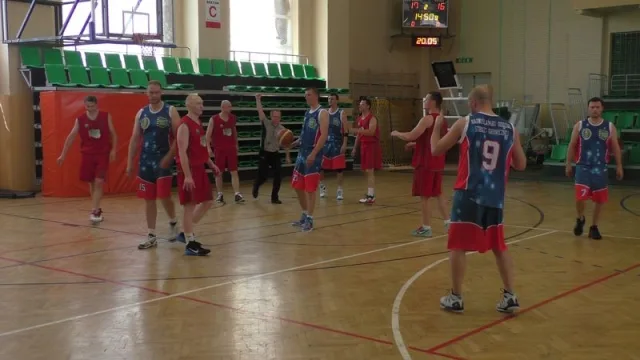 Zdjęcia z pierwszego dnia I Mistrzostw SG w Koszykówce