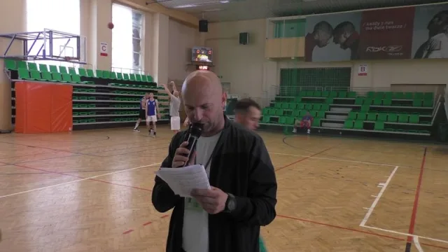 Zdjęcia z pierwszego dnia I Mistrzostw SG w Koszykówce