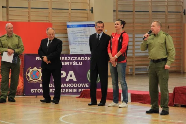 Zdjęcia z trzeciego dnia I Mistrzostw SG w Koszykówce