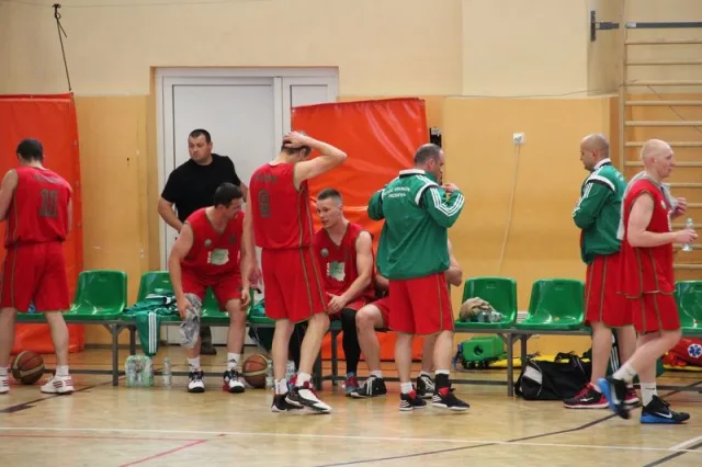 Zdjęcia z trzeciego dnia I Mistrzostw SG w Koszykówce