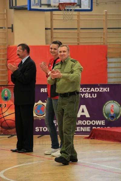 Zdjęcia z trzeciego dnia I Mistrzostw SG w Koszykówce