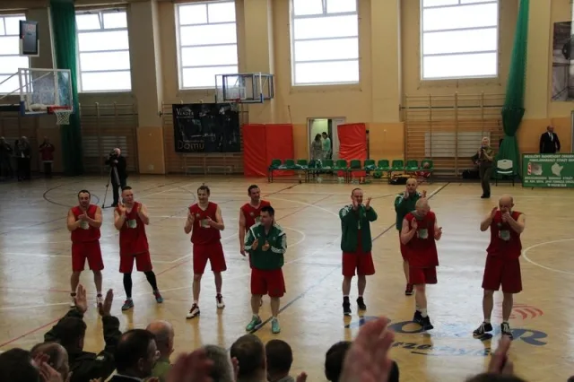 Zdjęcia z trzeciego dnia I Mistrzostw SG w Koszykówce